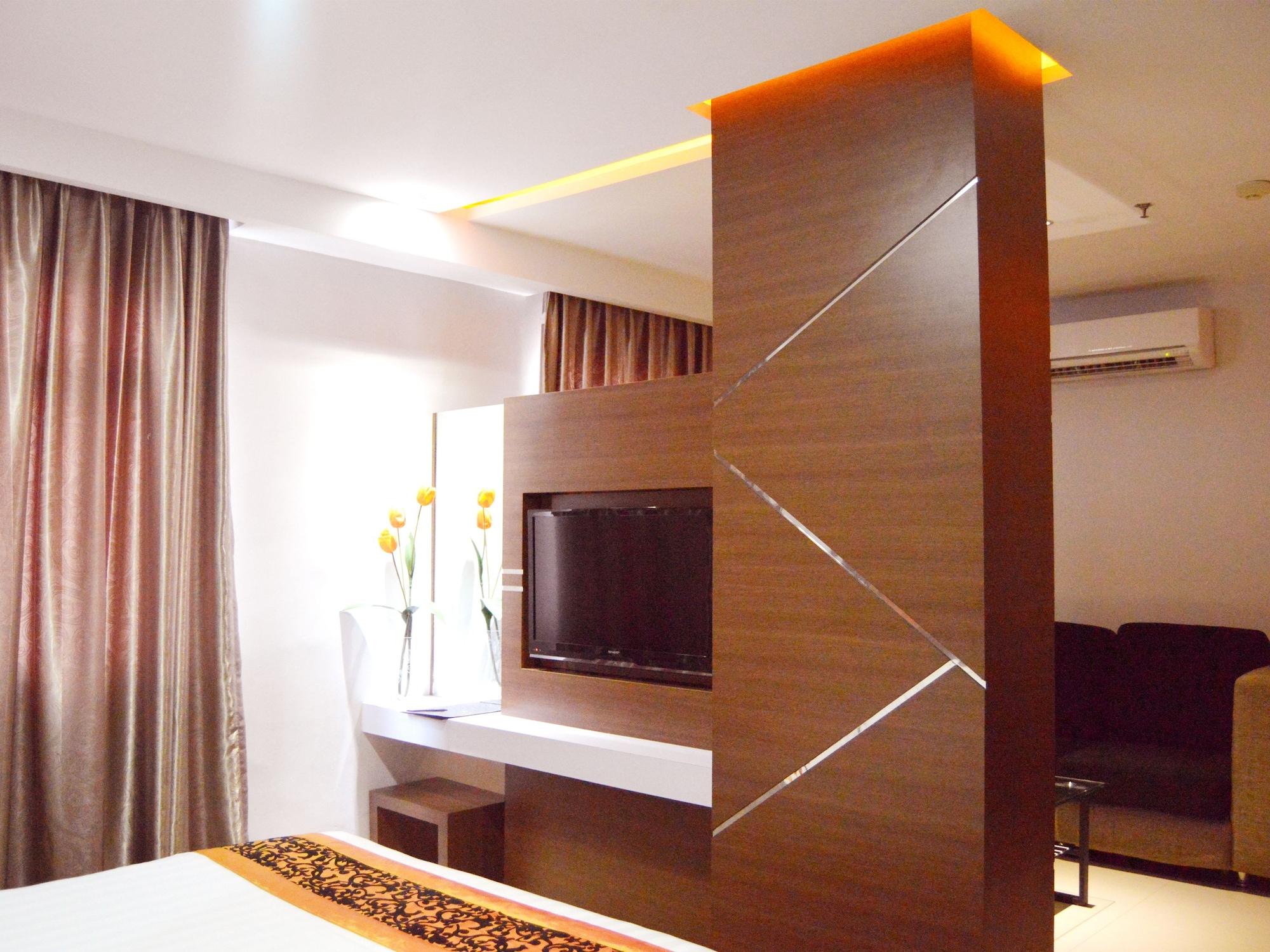 89 Hotel Batam Kültér fotó