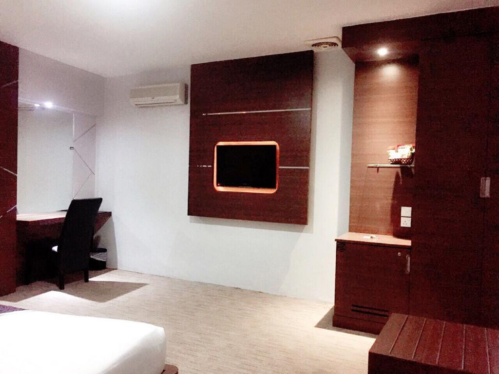 89 Hotel Batam Kültér fotó