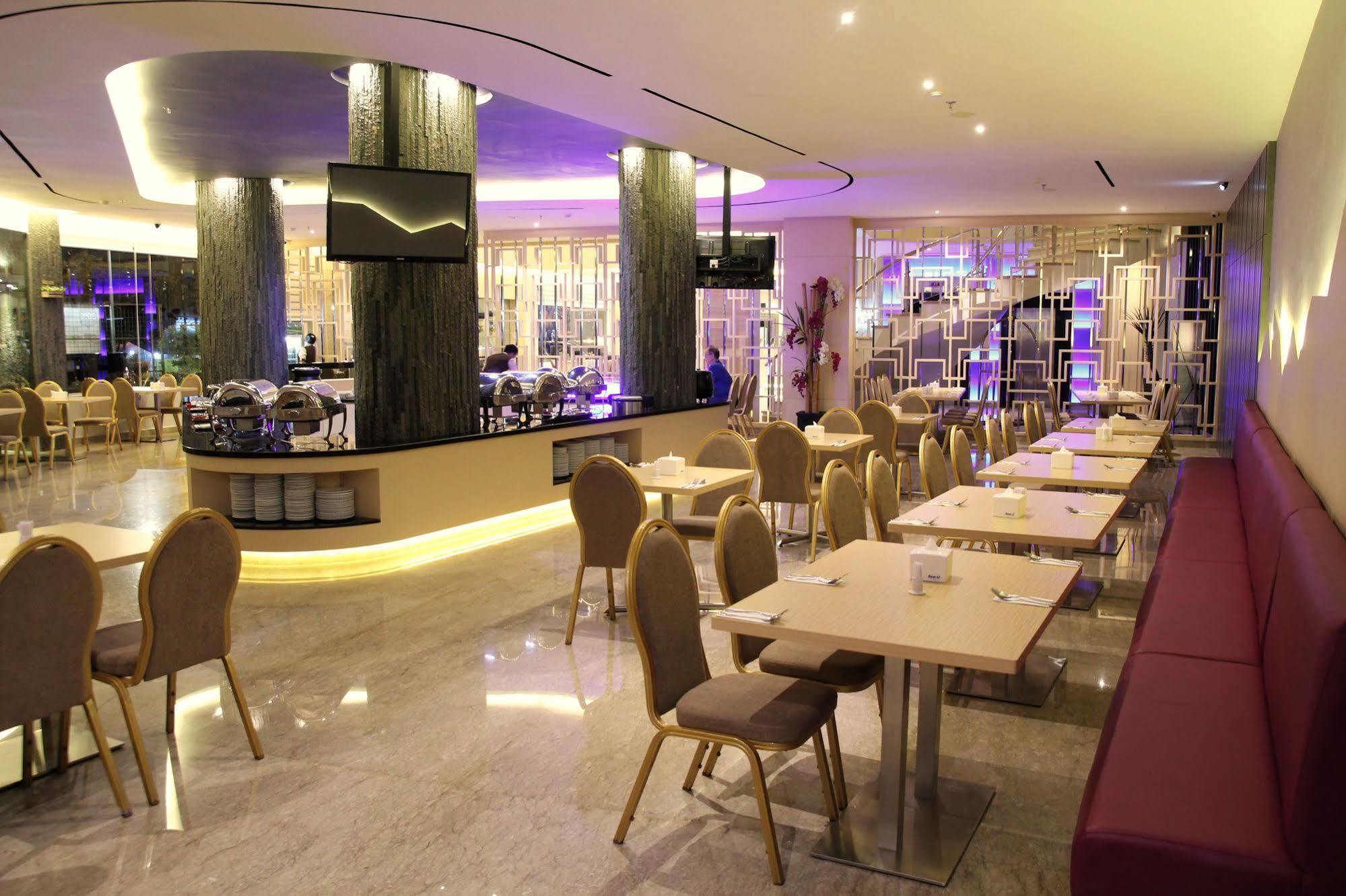 89 Hotel Batam Kültér fotó